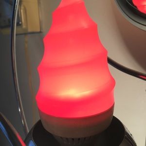 Color changing lightbulb